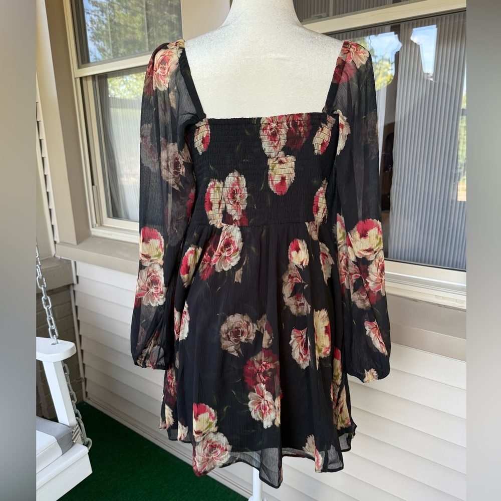 Express, Sweetheart, Floral Mini Dress!